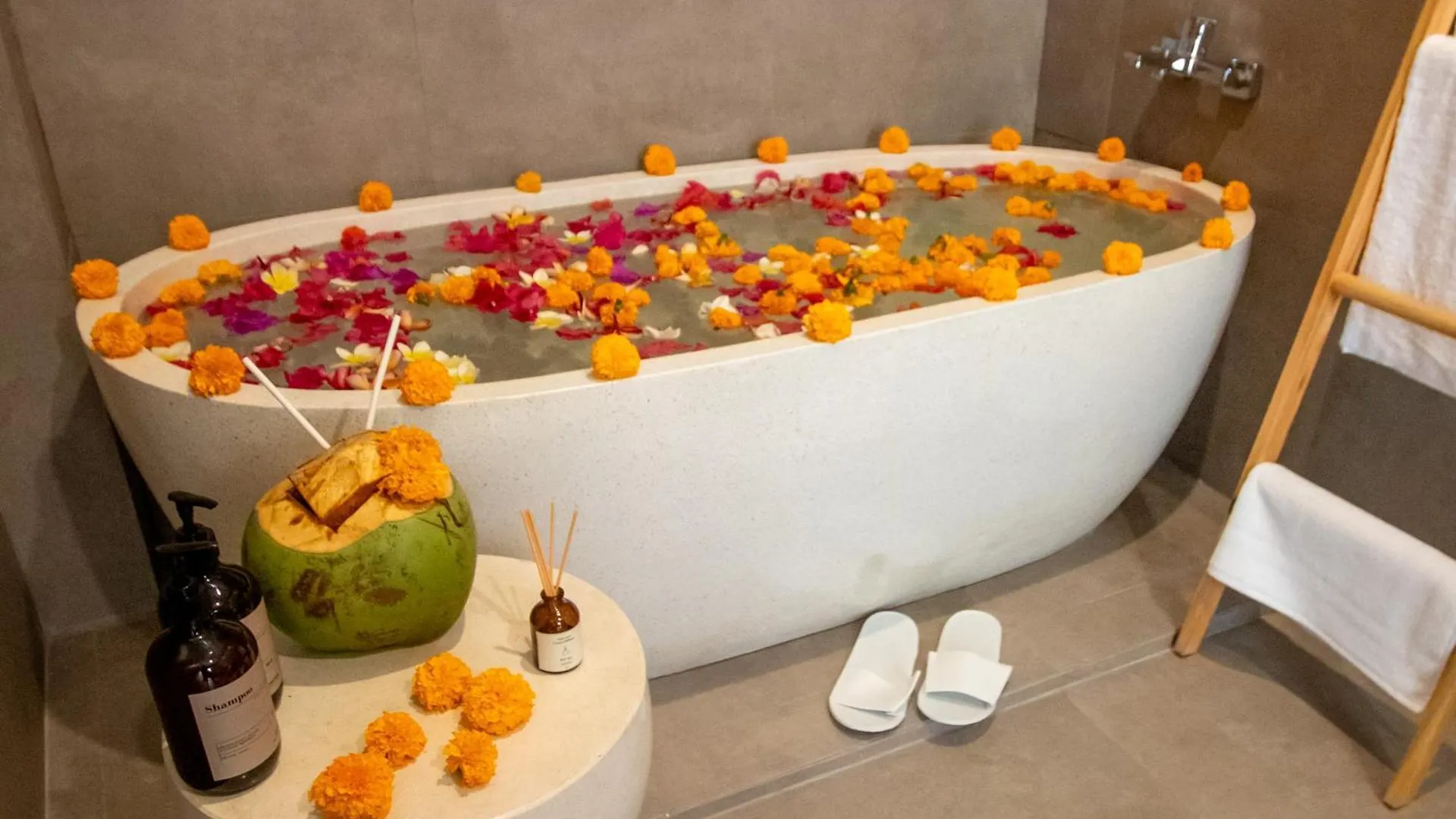Balibay 2 - Best Place By Walking, Beach, Brand New Villa, Canggu Kerobokan Willa